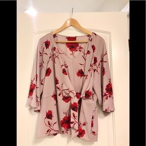 Jennifer Lopez blouse